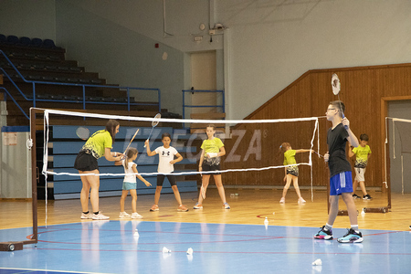 Zabavajmo se z badmintonom že šesto leto (8)